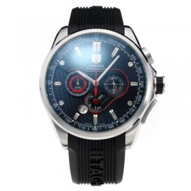 Tag Heuer Carrera Working Chronograph with Black Dial-Rubber Strap-Red Subdial